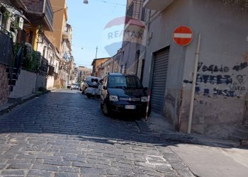 Edificio all\'aperto - Quadrilocale Via Grassi
 
63, Catania - foto 7