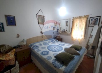 Camera / camera da letto - Trilocale Via Antonino Di Sangiuliano
 
139, Catania - foto 10