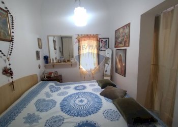 Camera / camera da letto - Trilocale Via Antonino Di Sangiuliano
 
139, Catania - foto 12