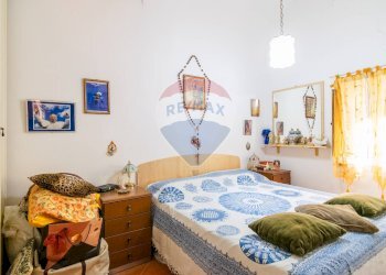 Camera / camera da letto - Trilocale Via Antonino Di Sangiuliano
 
139, Catania - foto 3