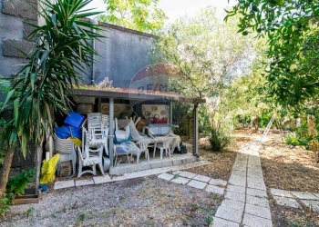 Giardino - Trilocale Via Antonino Di Sangiuliano
 
139, Catania - foto 31