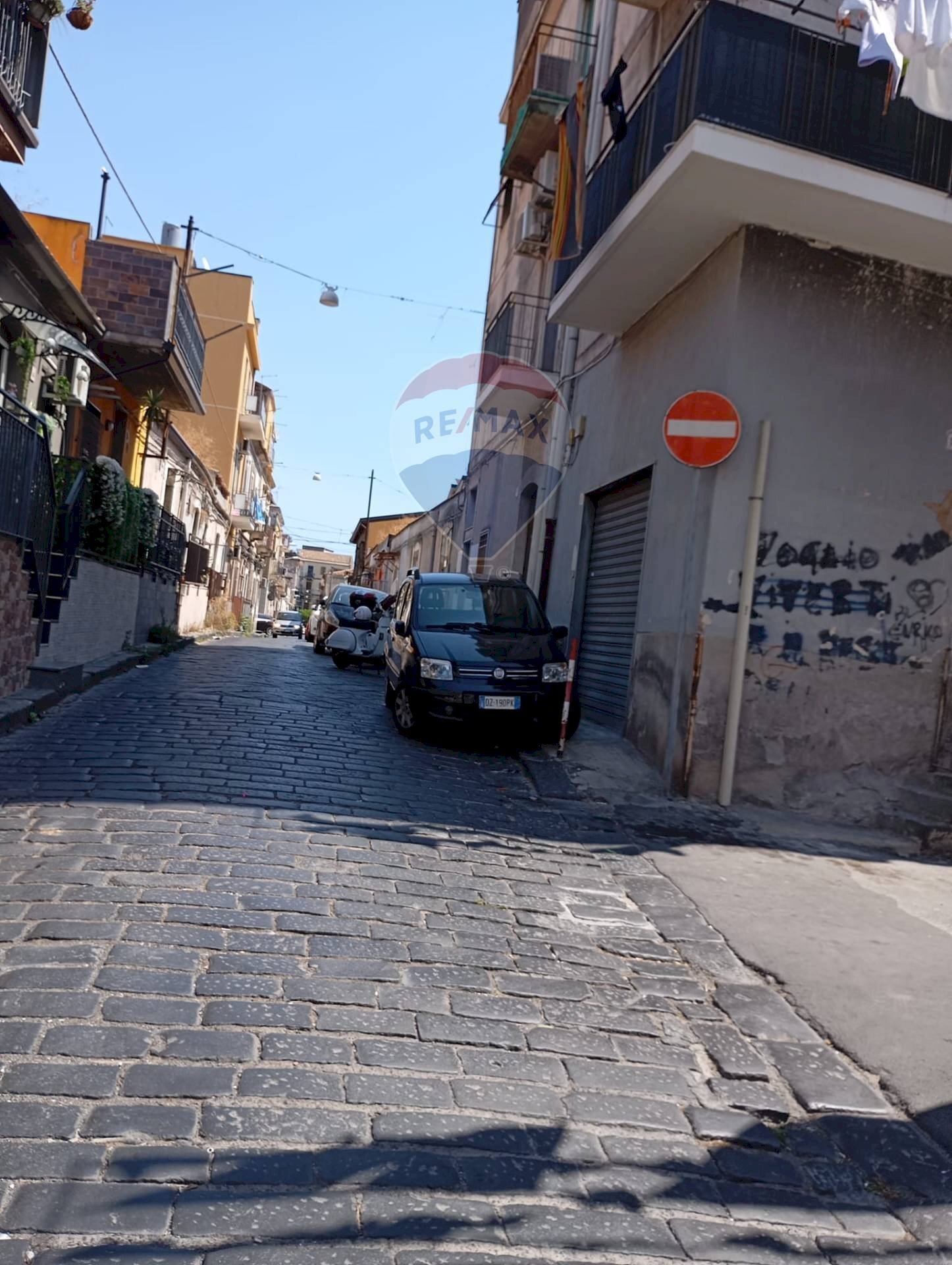 Edificio all\'aperto - Appartamento Via Grassi
 
63, Catania - foto 3