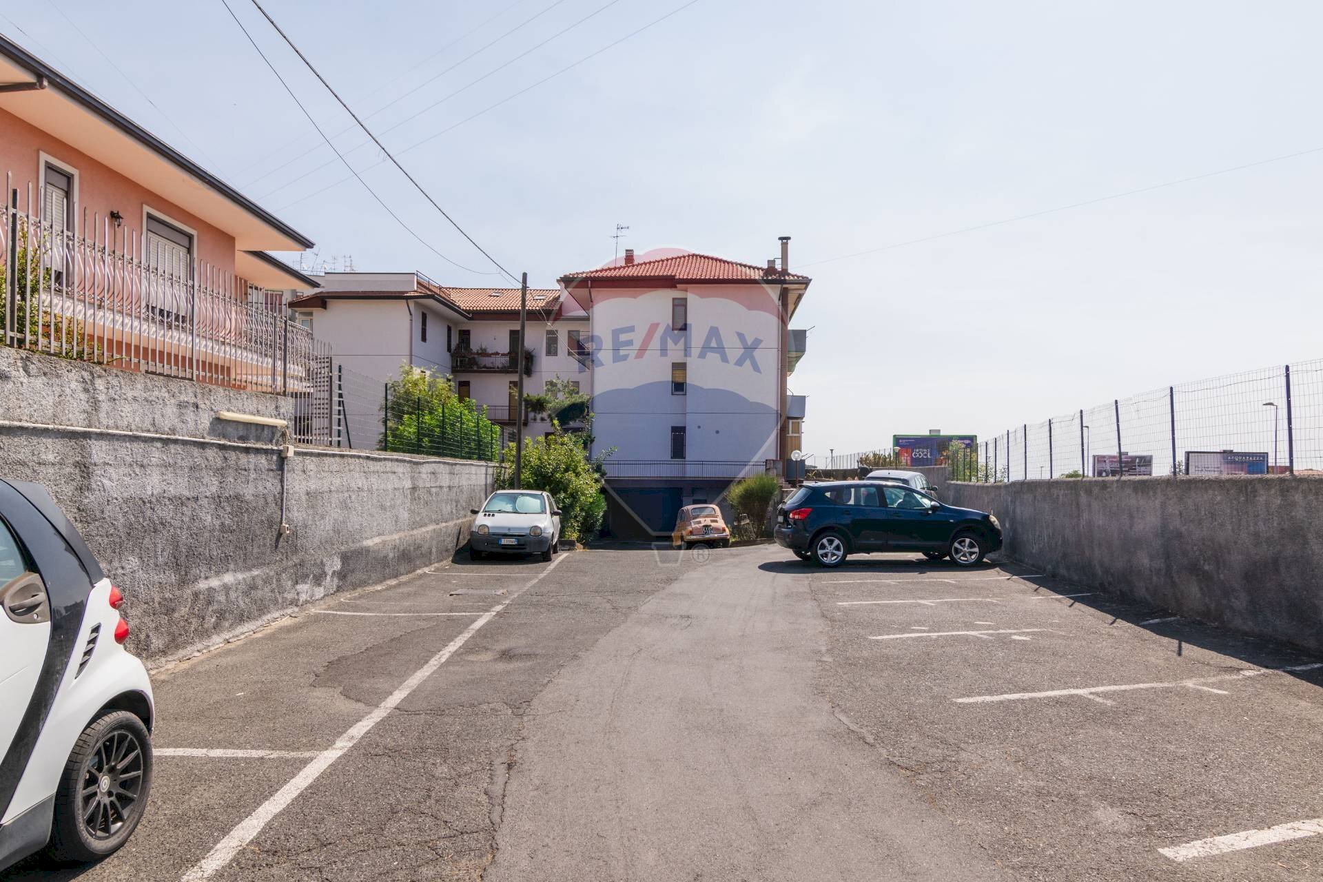 Edificio all\'aperto - Trilocale Via Salvatore Quasimodo
7, Gravina di Catania - foto 3