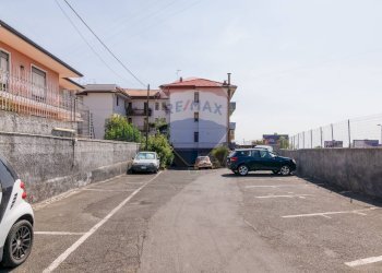 Edificio all\'aperto - Trilocale Via Salvatore Quasimodo
 
7, Gravina di Catania - foto 3