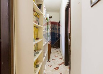 Hall / corridoio - Trilocale Via Salvatore Quasimodo
 
7, Gravina di Catania - foto 12