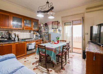 Cucina - Trilocale Via Salvatore Quasimodo
 
7, Gravina di Catania - foto 19