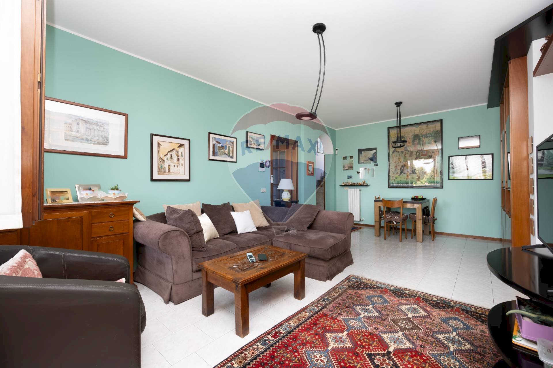 Sala da pranzo - Quadrilocale Via Conti Anguissola
 
12, Truccazzano - foto 1