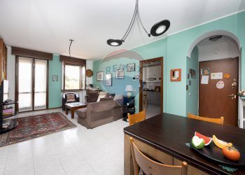 Sala da pranzo - Quadrilocale Via Conti Anguissola
 
12, Truccazzano - foto 2