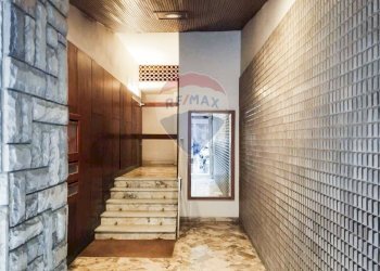 Hall / corridoio - Quadrilocale Domenico Nicolai
 
77, Bari - foto 4