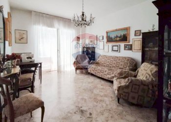 Soggiorno - Quadrilocale Domenico Nicolai
 
77, Bari - foto 5