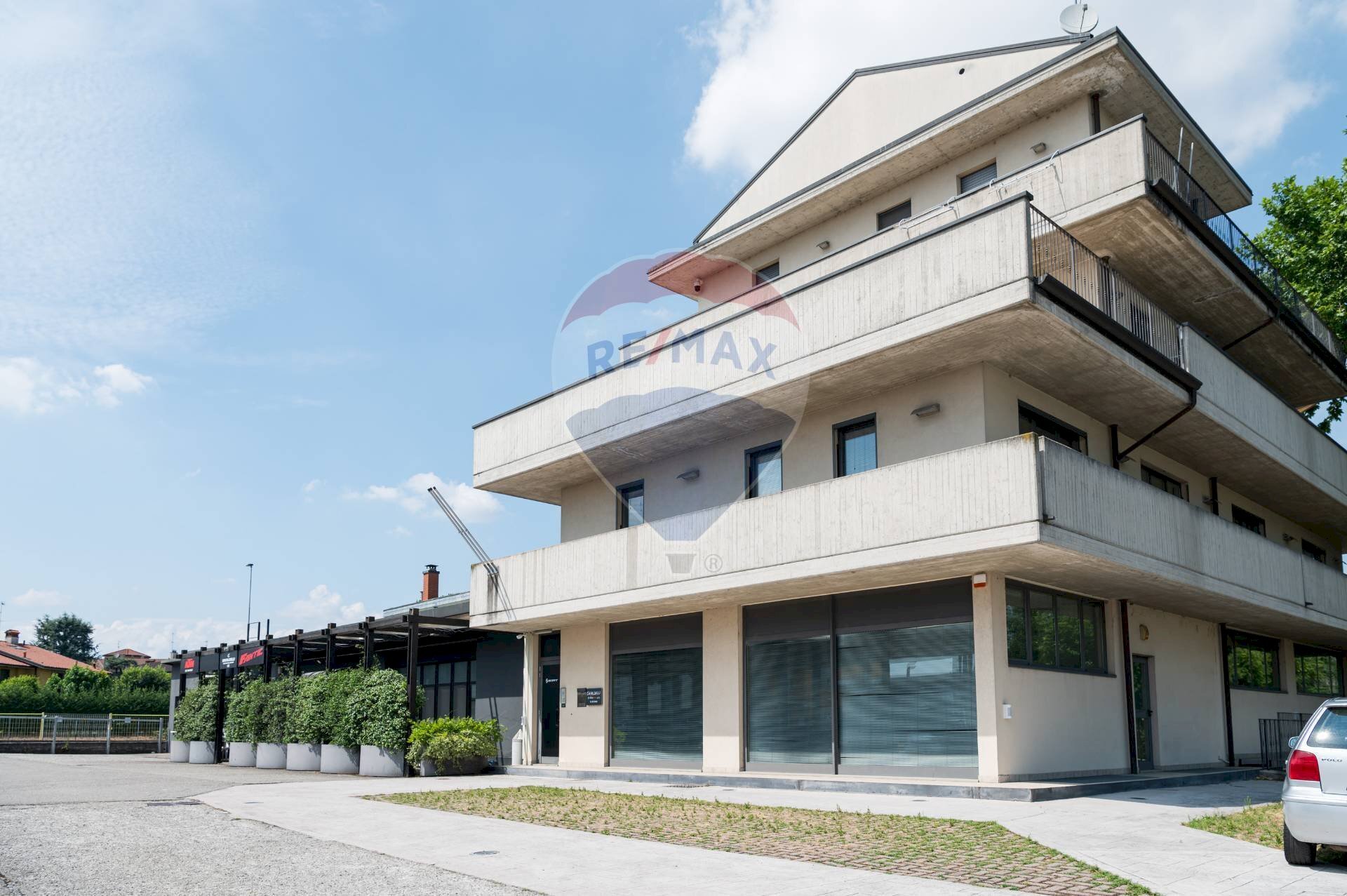 Edificio all\'aperto - Office via Provinciale
 
15, Lallio - photo 3