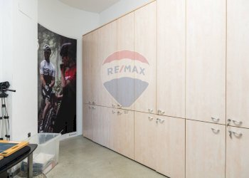 Camera / camera da letto - Office via Provinciale
 
15, Lallio - photo 21