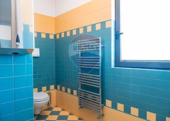 Bagno - Office via Provinciale
 
15, Lallio - photo 34