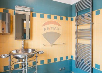 Bagno - Office via Provinciale
 
15, Lallio - photo 35