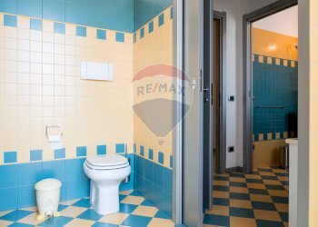 Bagno - Office via Provinciale
 
15, Lallio - photo 36