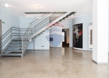 Scale - Commercial Premises via Provinciale
 
15, Lallio - photo 13