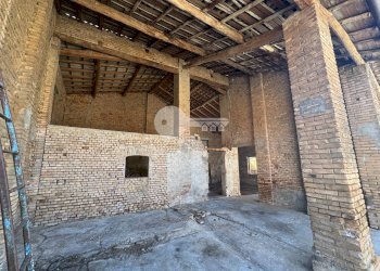 Foto 52 - Rustico Via Selve di Sotto
 
42, Volongo - foto 52