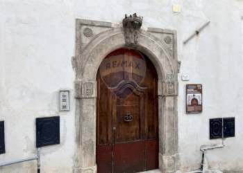 Edificio all\'aperto - Appartamento Via Stretta
60, Barrea - foto 3