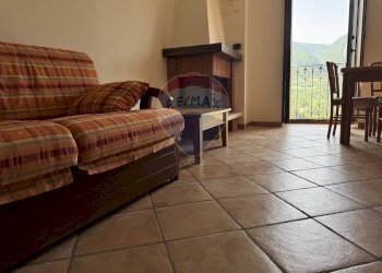 Sala da pranzo - Appartamento Via Stretta
60, Barrea - foto 6