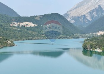 Vista dell\'acqua - Appartamento Via Stretta
60, Barrea - foto 27