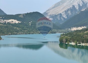 Vista dell\'acqua - Appartamento Via Stretta
60, Barrea - foto 28