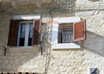 Dettagli - Trilocale Via Nazionale
 
4, Civitella Alfedena - foto 18