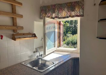 Dettagli - Trilocale Via Nazionale
 
4, Civitella Alfedena - foto 3