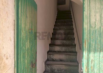 Scale - Three-room apartment Via Nazionale
4, Civitella Alfedena - photo 3