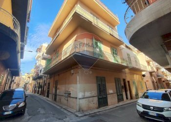 Edificio all\'aperto - Casa indipendente Via Goethe
 
27, Bagheria - foto 1