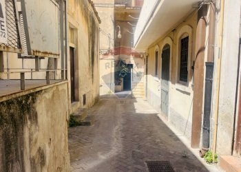 Edificio all\'aperto - Locale Commerciale Via A. Grana
 
62, Modica - foto 8