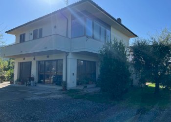 Foto 4 - Villa a Schiera via cialdini
 
1, San Giuliano Terme - foto 4