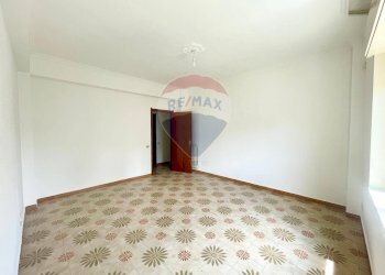 Stanza vuota - Appartamento via Filippo Turati
 
229/D, Caltanissetta - foto 35