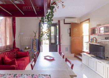 Foto 1 - Independent house via valverde
 
13, Trabia - photo 1