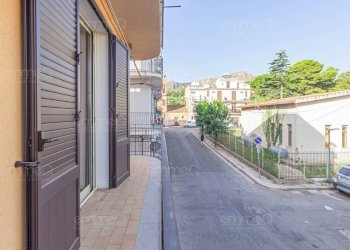 Foto 17 - Independent house via valverde
 
13, Trabia - photo 17