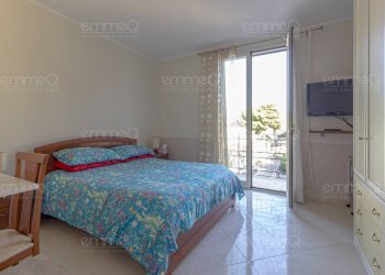 Foto 19 - Independent house via valverde
 
13, Trabia - photo 19