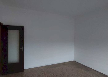 Foto 9 - Trilocale Corso Cavour
 
64, Trino - foto 9