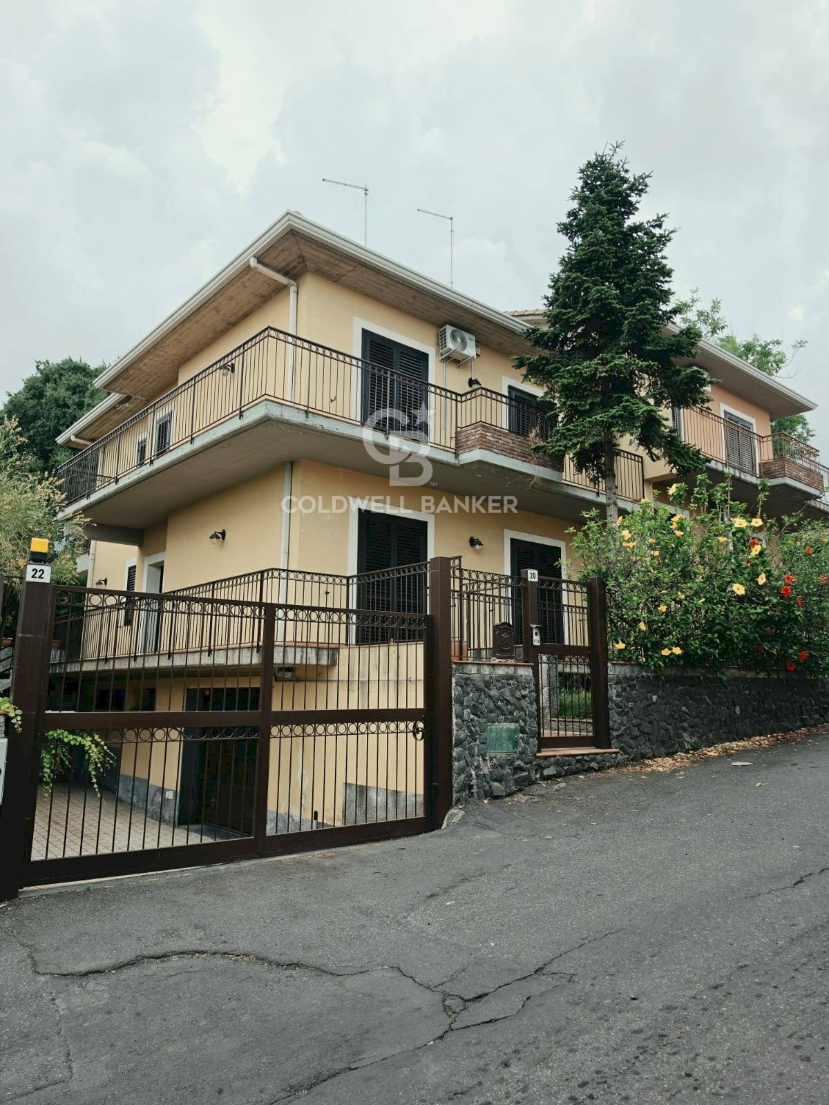Foto 1 - Villa Via Alcaloro Petrone
 
16/B - 16/C, Viagrande - photo 1