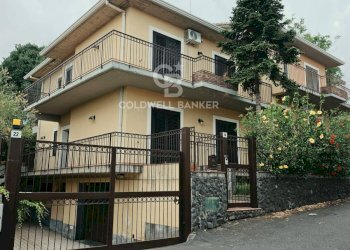 Foto 1 - Villa Via Alcaloro Petrone
 
16/B - 16/C, Viagrande - photo 1