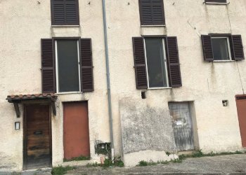 Foto 2 - Bilocale Via Vaccarecce
 
31, Bellegra - foto 2