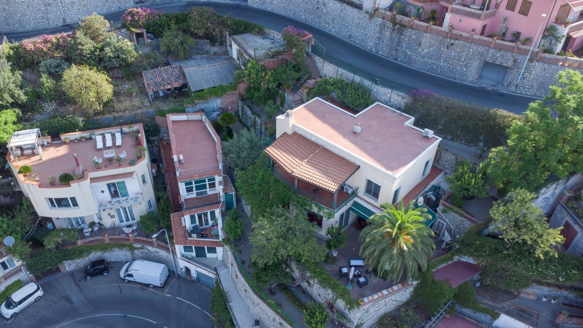 Foto 1 - Villa Via Leonardo Da Vinci
 
25-33, Taormina - foto 1