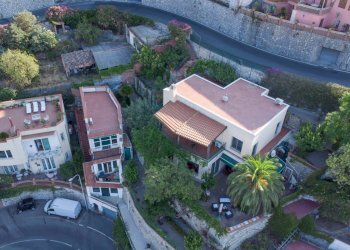 Foto 1 - Villa Via Leonardo Da Vinci
 
25-33, Taormina - foto 1