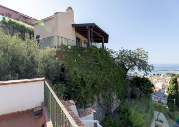 Foto 24 - Villa Via Leonardo Da Vinci
 
25-33, Taormina - foto 24