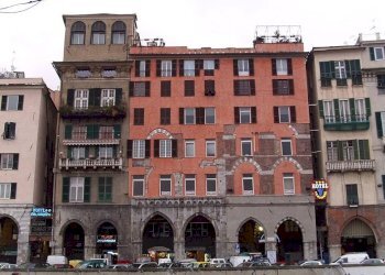 Foto 3 - Hotel Via Di Sottoripa
 
3, Genova - foto 3