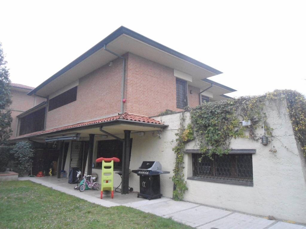 Facciata - Villa via degli Scalini, Bologna (zona Colli) - foto 3