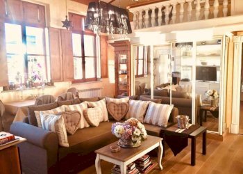 soggiorno - Trilocale vicolo Savelli, 20, Roma (zona Centro Storico) - foto 3