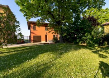 Villa VIA FRABAZZA 9, Bologna (zona Fiera) - foto 2