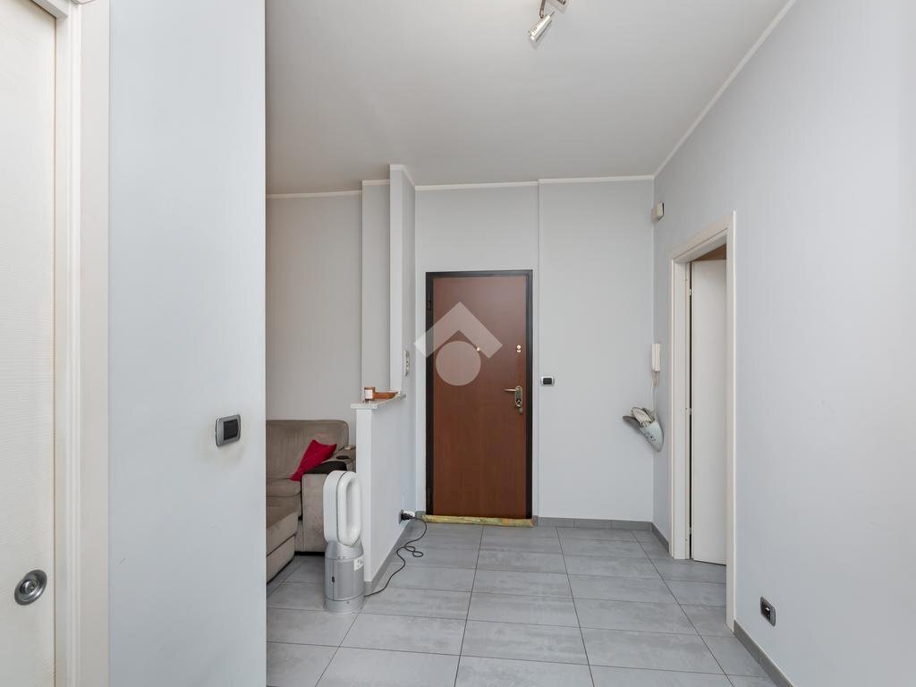 Three-room apartment Via manzoni, Beinasco - photo 3