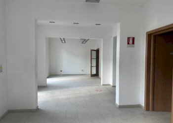 Office Livorno - photo 1