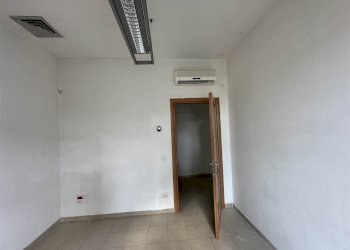 Office Livorno - photo 11
