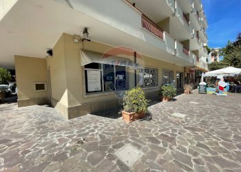 Negozio viale Buonarroti, 17 
 Valverde, Cesenatico - foto 1